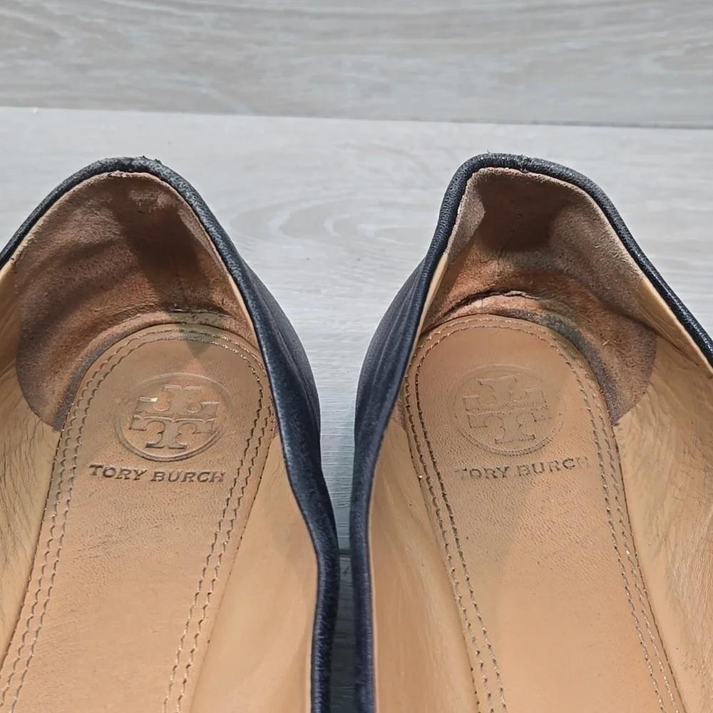 Tory Burch Women Elegant Flats with Gold Accent Logo Ballet Shoes Sz 7.5M